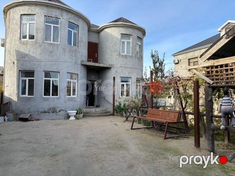 Satılır 4 otaqlı Həyət evi / Villa, 240 m², Xəzər rayonu — Bakı