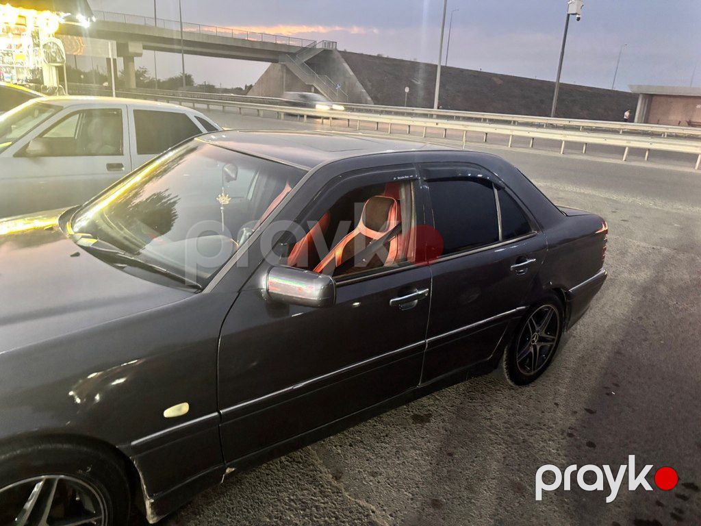 Mercedes C 180, 1.8 L, 1997 il, 283 947 km — Avtomobillər (11)