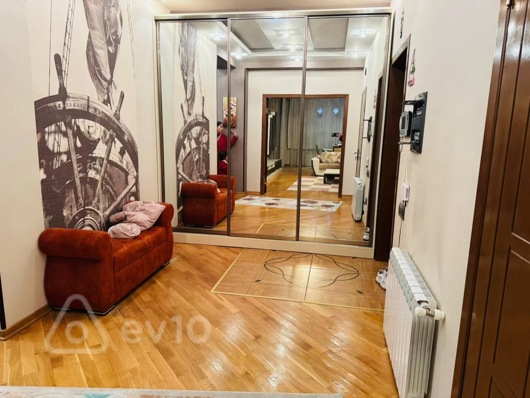 3 otaqlı mənzil, 140 m², Elşən Süleymanov — kirayə — Mənzil, Bakı (10)