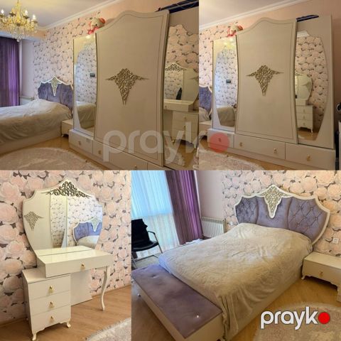 Yataq dəsti satılır 450₼. Matrası yoxdur. sandığı var. *Qiymeti — Bakı