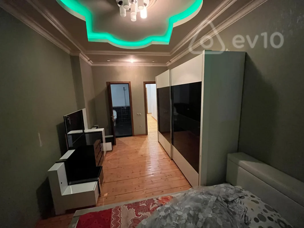 3 otaqlı mənzil, 120 m², yasamal polis idaresi yaxinligi — kirayə — Bakı