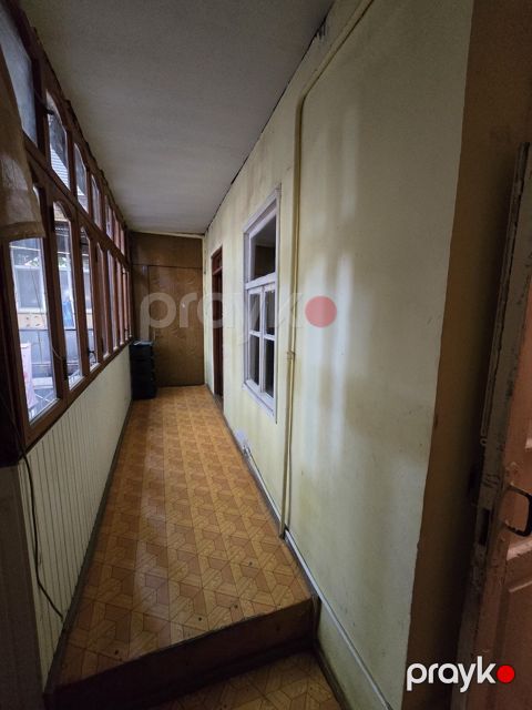 Satılır 3 otaqlı köhnə tikili 70 m² — Bakı