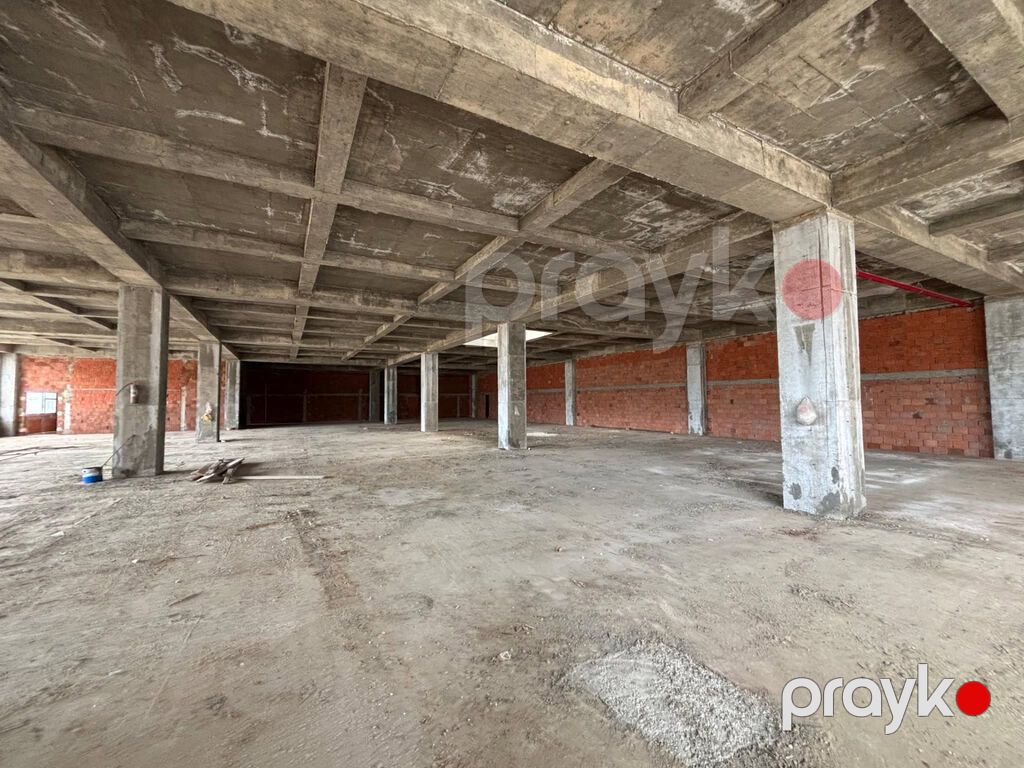 Ağ Şəhərdə 1100 m² premıum kommersiya obyekti — satılır Yer: Ağ — Əmlak, Bakı (5)