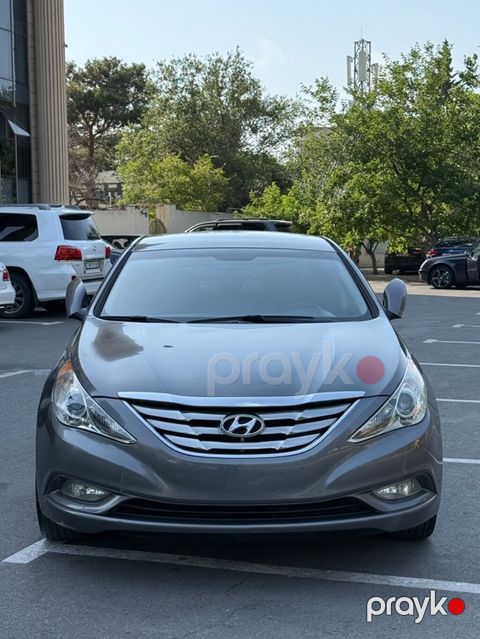 Hyundai Sonata: 2 l 2011 il Sedan — Bakı