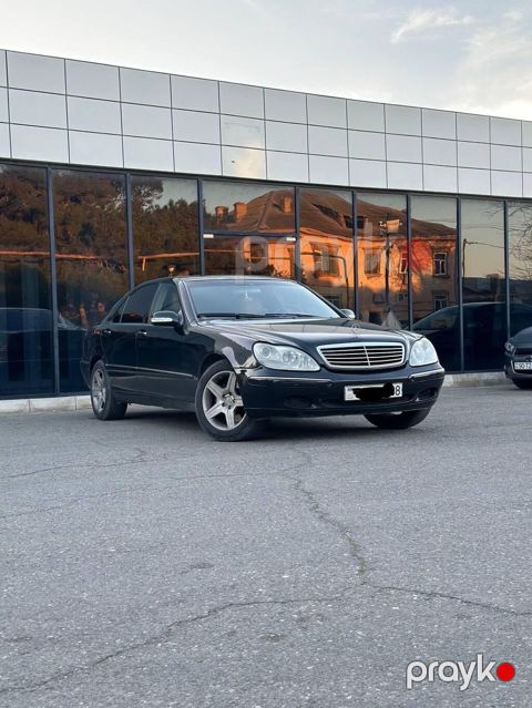 Mercedes-Benz S 500: 5 l 2000 il Sedan — Digah