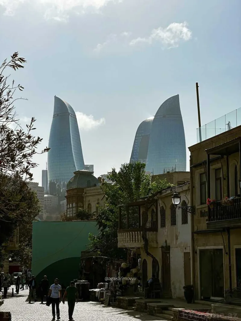 Kirayə verilir 2 otaqlı Mənzil Köhnə tikili 85 m² Bakı, Səbail r — Bakı