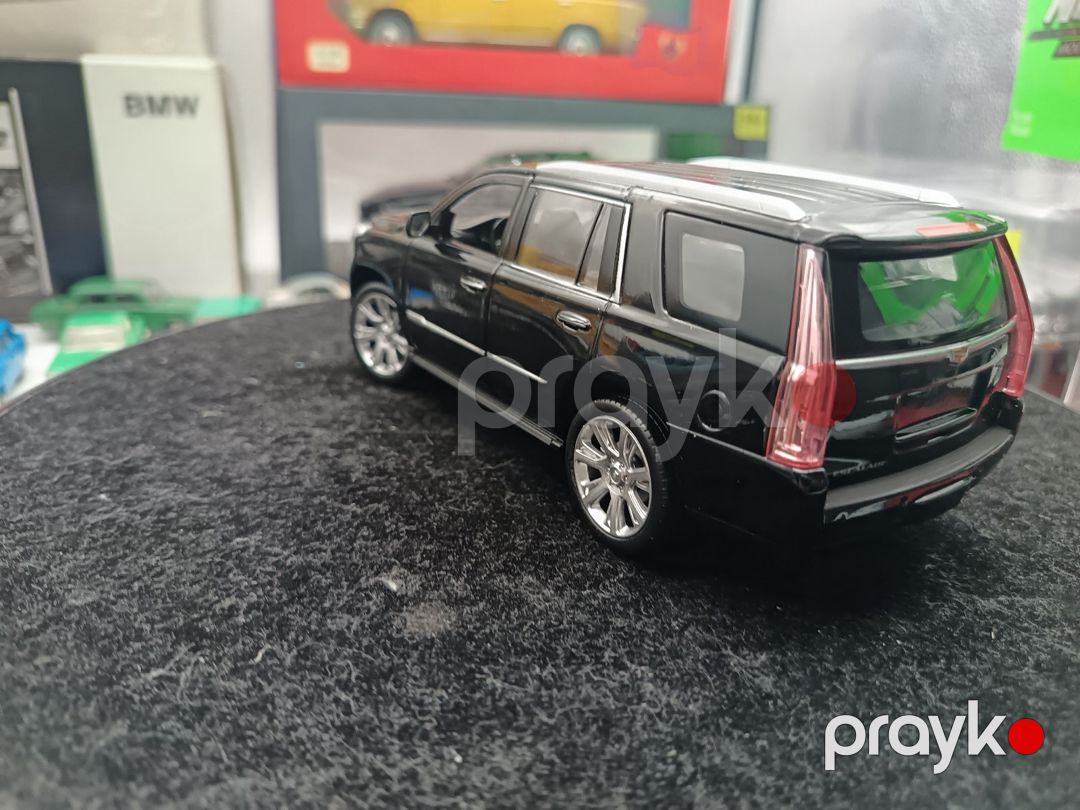 Cadillac Escalade 1/27 — Kolleksiyalar, Bakı (8)