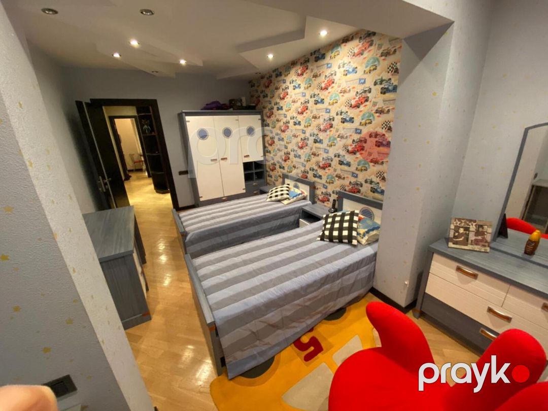 Satılır 4 otaqlı köhnə tikili 110 m² — Mənzil, Bakı (2)