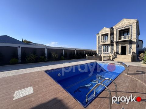 Satılır 4 otaqlı həyət evi/bağ evi 250 m² — Bakı