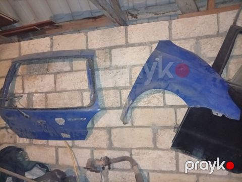 Daewoo Matiz 1999 arxa kapot və ön sağ qanadı — Quba