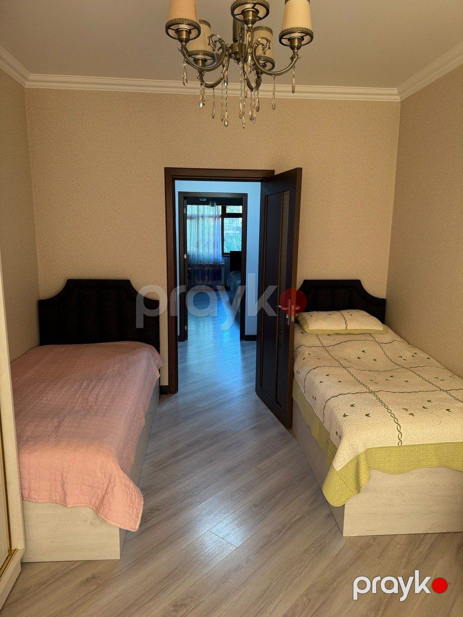 Satılır 4 otaqlı köhnə tikili 100 m² — Mənzil, Bakı (10)