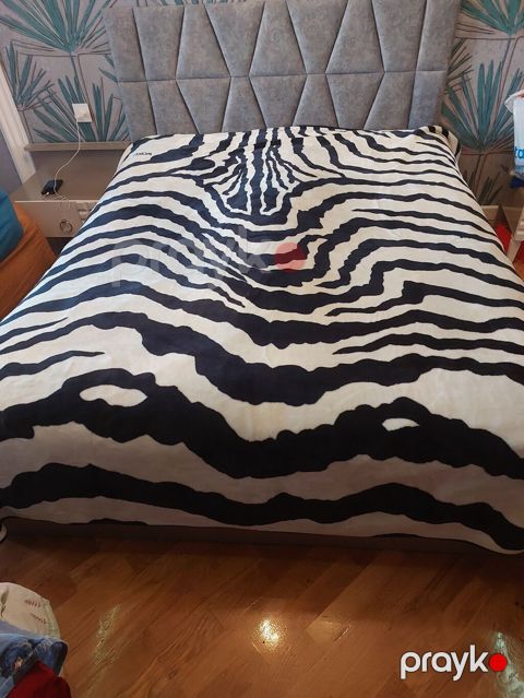 Zebra naxışlı iki nəfərlik yataq örtüyü/plaid - Rəng: qara-ağ zebra — Bakı