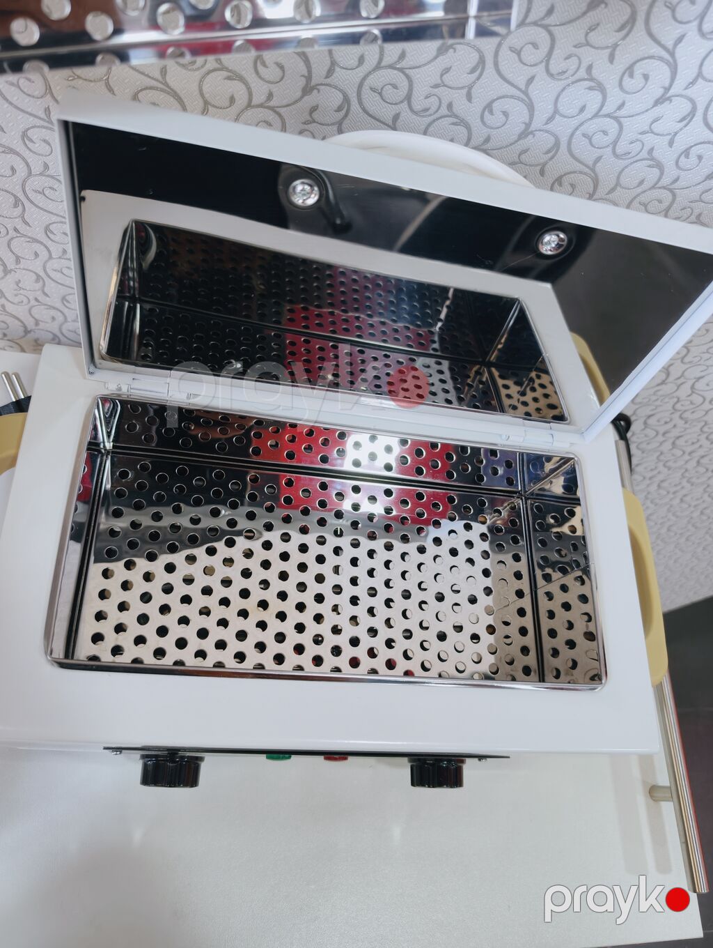 Yüksək temperaturla sterilizasiya edən quru hava tipli cihaz Manikür — Kreslo, Bakı (9)