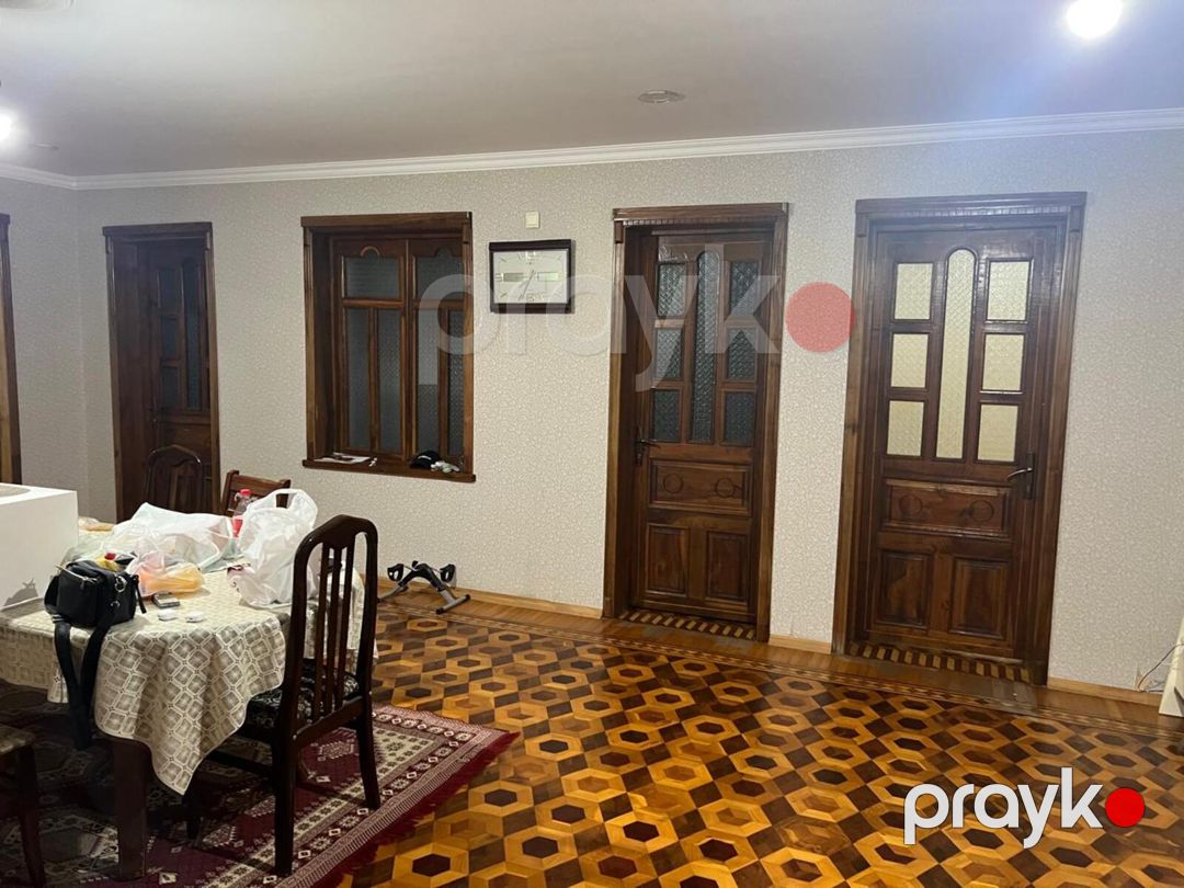 Satılır 8 otaqlı həyət evi/bağ evi 600 m² — Ev, villa, Bakı (5)