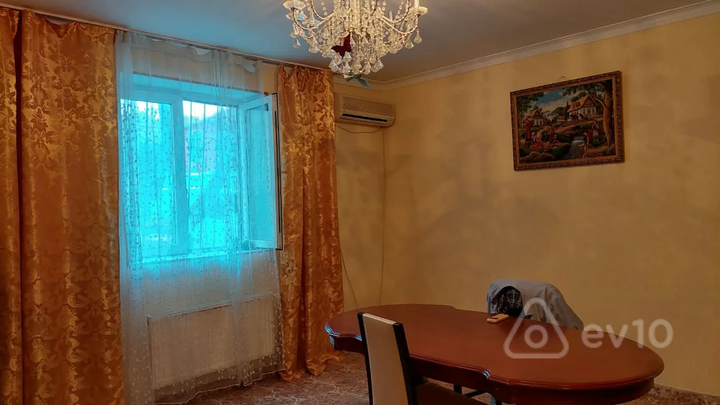2 otaqlı həyət evi, 120 m², Qabil Süleymanov 66 — kirayə — Ev, villa, Bakı (9)