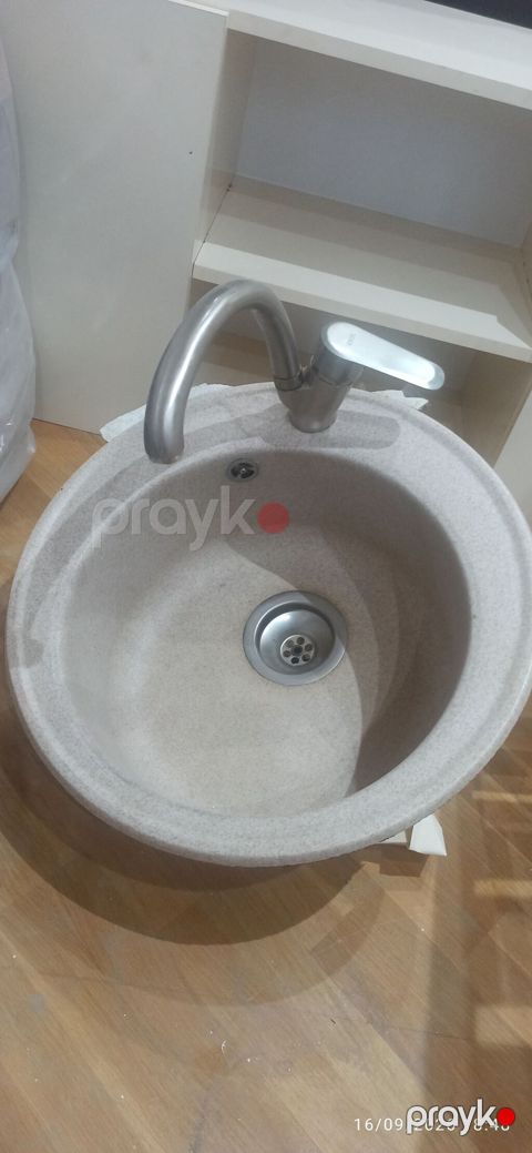 Mətbəx üçün dairəvi qranit kompozit evye və qarışdırıcı kran dəsti — Bakı
