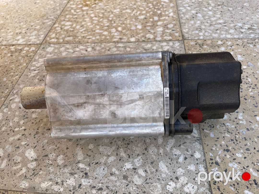 BMW F10 ehtiyat hissələri — Ehtiyat hissələri və aksesuarlar, Bakı (4)