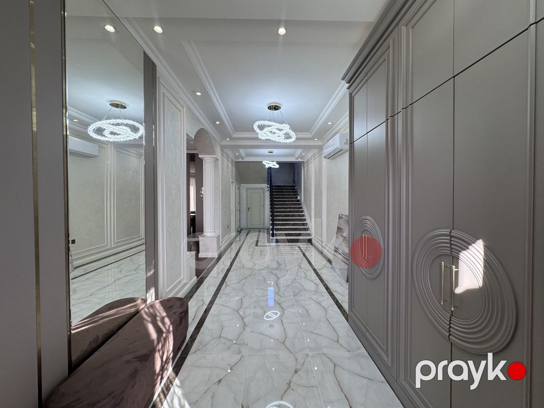 Satılır 4 otaqlı həyət evi/bağ evi 250 m² — Ev, villa, Bakı (12)