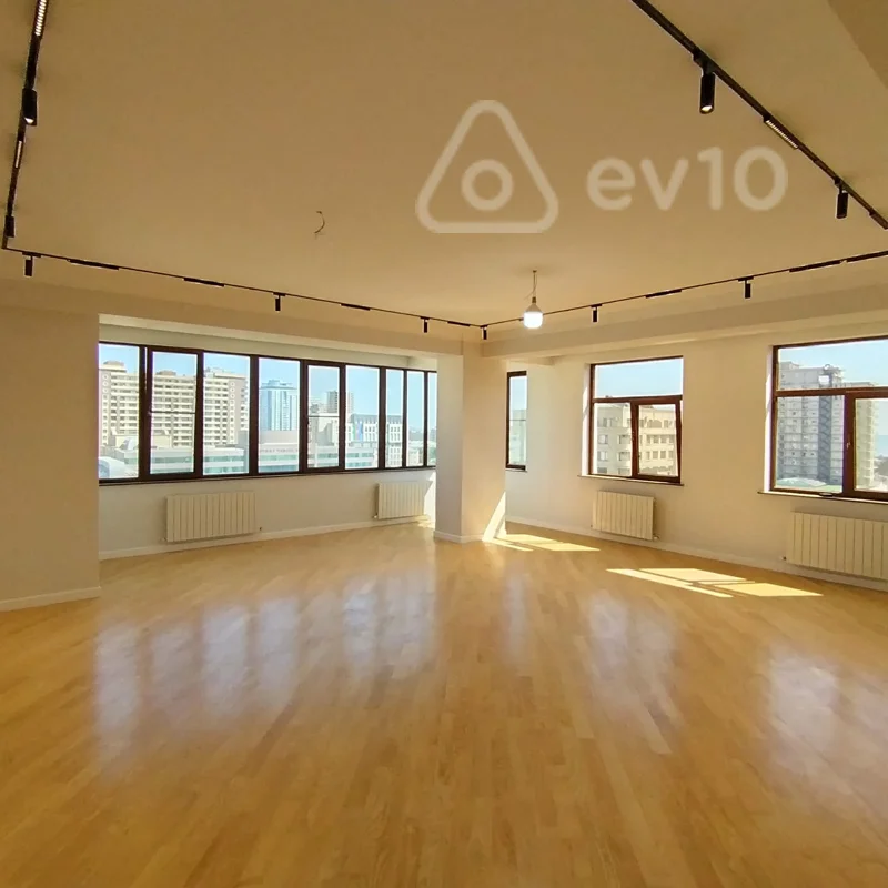 4 otaqlı mənzil, 205 m², Həsən salmani küçəsi — Mənzil, Bakı (2)