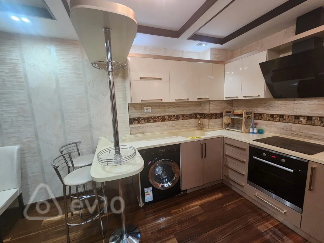 2 otaqlı mənzil, 80 m², Neftçilər prospekti — kirayə — Mənzil, Bakı (10)