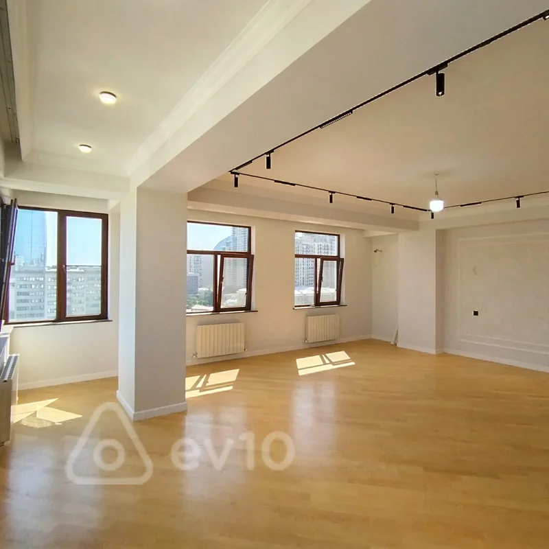 4 otaqlı mənzil, 205 m², Həsən salmani küçəsi — Mənzil, Bakı (3)