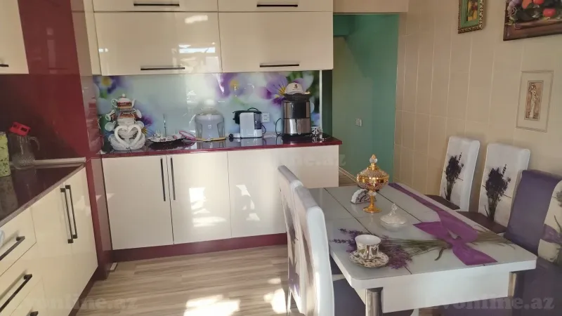 Satılır 5 otaqlı Mənzil Köhnə tikili 125 m² Bakı, Nizami r., Xalqlar Dostluğu m — Mənzil, Bakı (2)