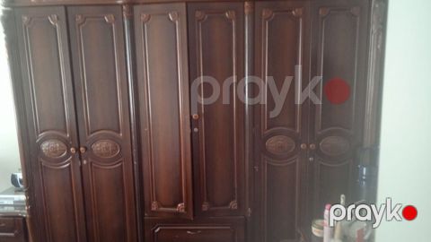 Dəst Yaxşı vəziyyətdədir.başqa mebel alınır deyə ev — Bakı