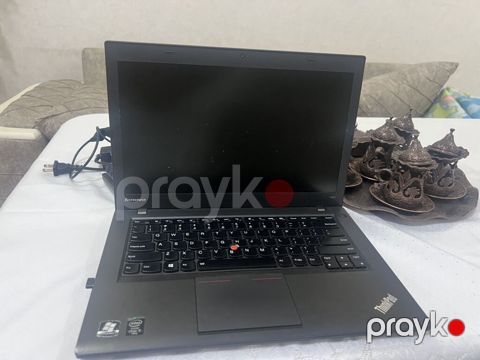 Lenovo ThinkPad noutbuk - Model: Lenovo ThinkPad (klaviaturada — Masazır