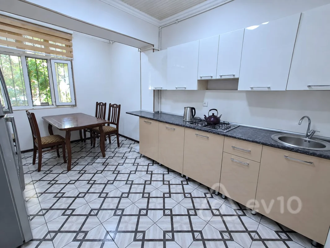 3 otaqlı mənzil, 80 m², Əşrəf Yunisov — Mənzil, Bakı (7)