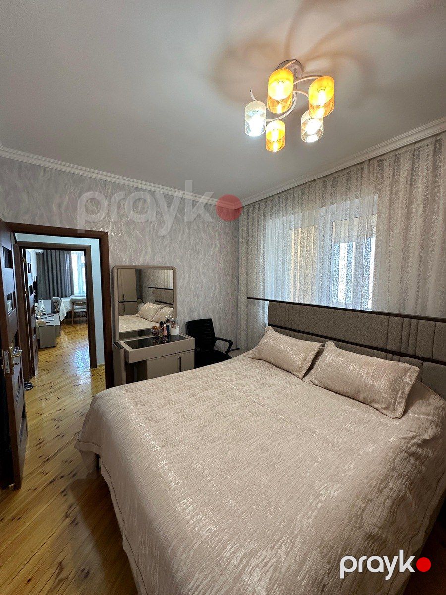 Satılır 2 otaqlı köhnə tikili 62 m² — Mənzil, Bakı (5)