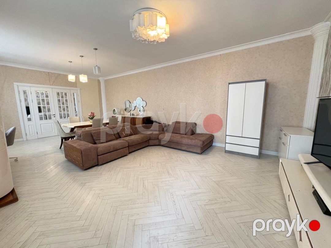 Satılır 6 otaqlı yeni tikili 303 m² — Mənzil, Bakı (8)