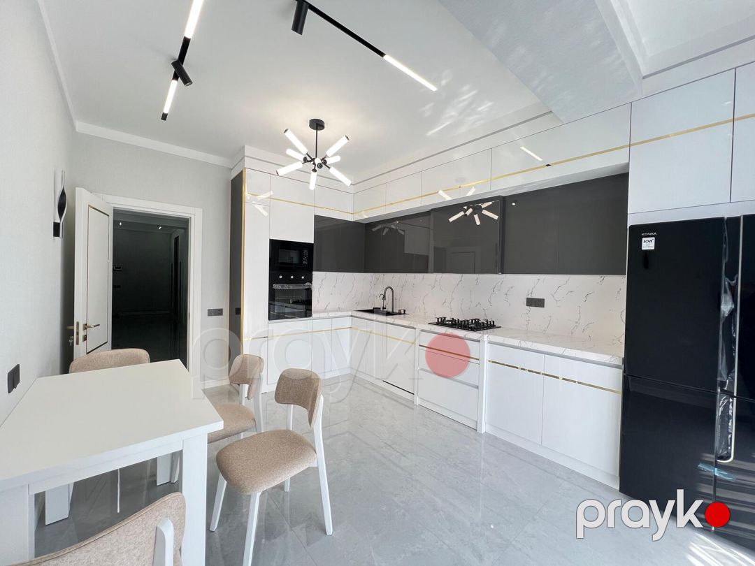 Satılır 4 otaqlı yeni tikili 185 m² — Mənzil, Bakı (11)