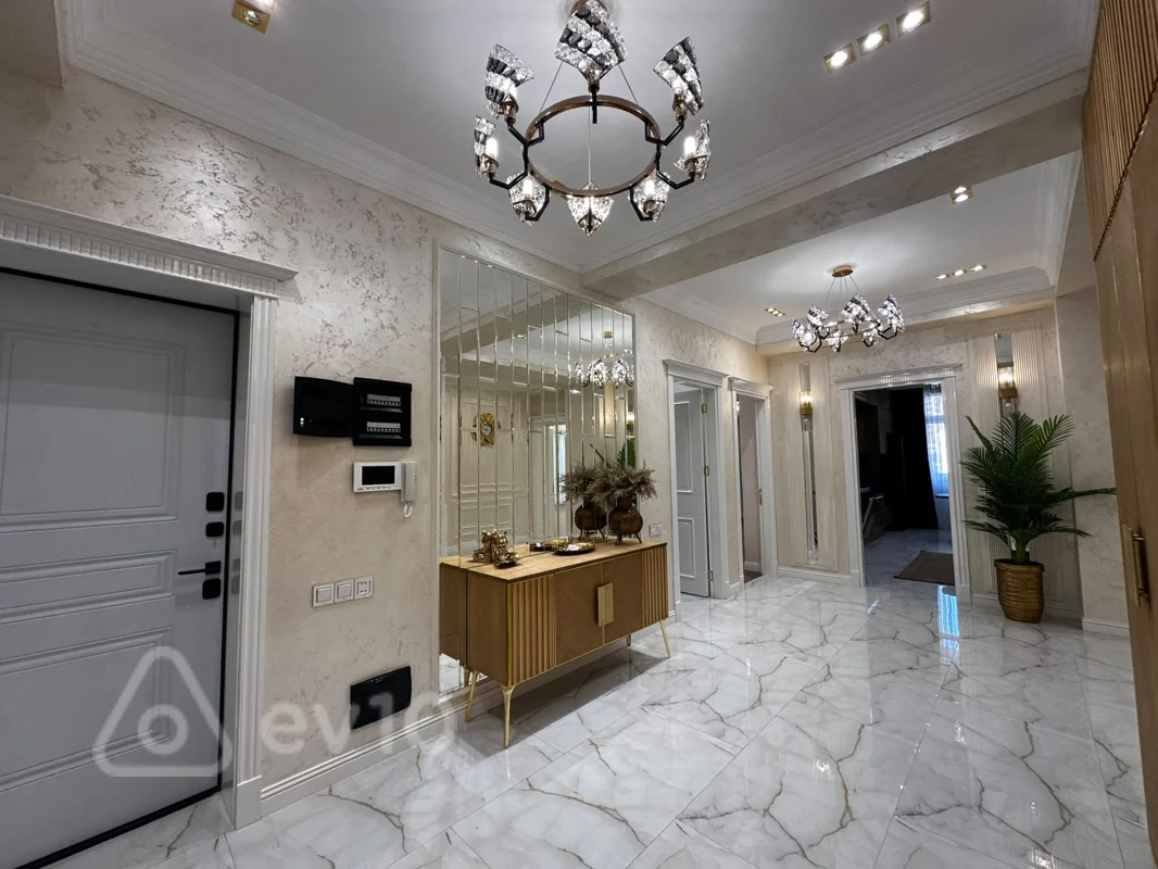 4 otaqlı mənzil, 210 m², Natiq Əliyev küçəsi — Mənzil, Bakı (6)