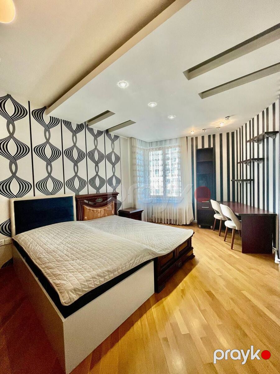 Satılır 7 otaqlı yeni tikili 350 m² — Mənzil, Bakı (10)