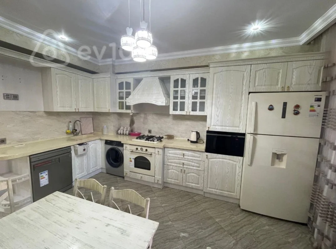 3 otaqlı mənzil, 96 m², Ukrayna dairəsi — kirayə — Mənzil, Bakı (7)
