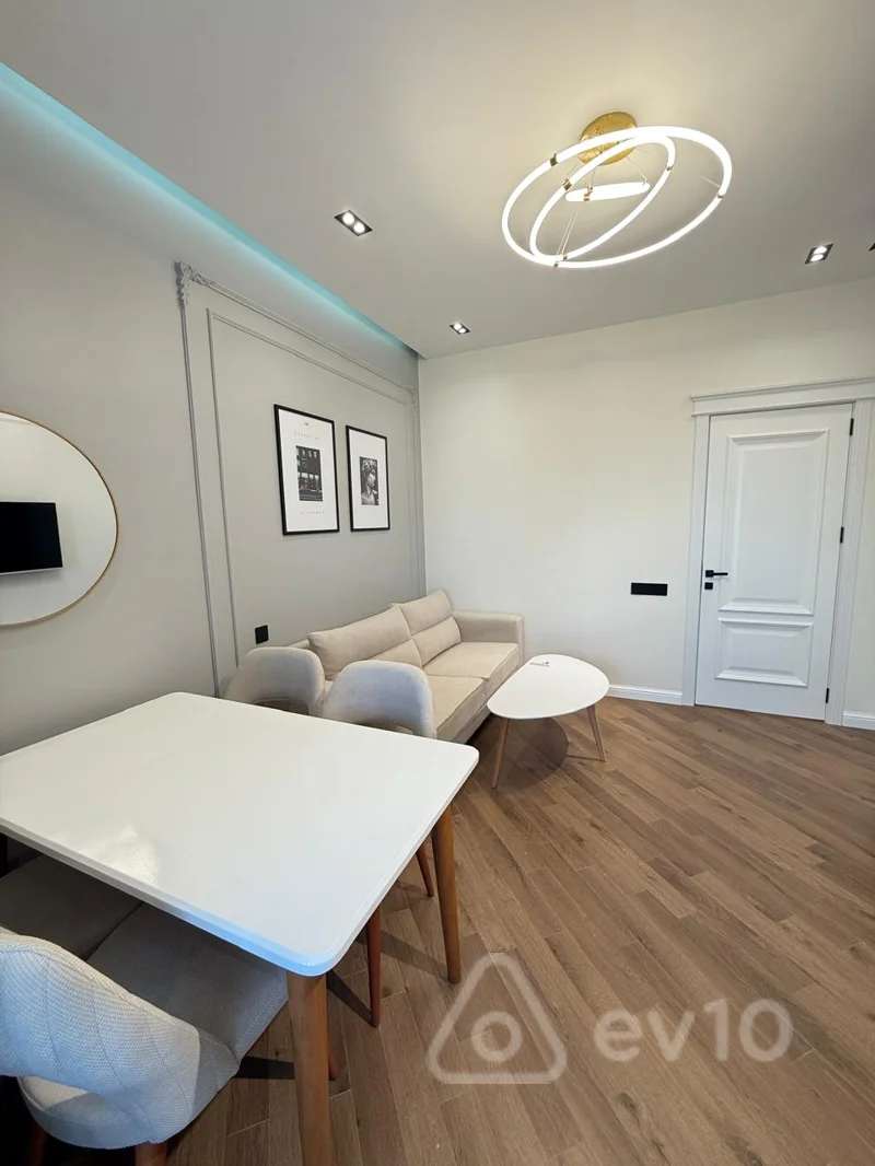 3 otaqlı mənzil, 82 m², Tofiq Abbasov — Mənzil, Bakı (2)