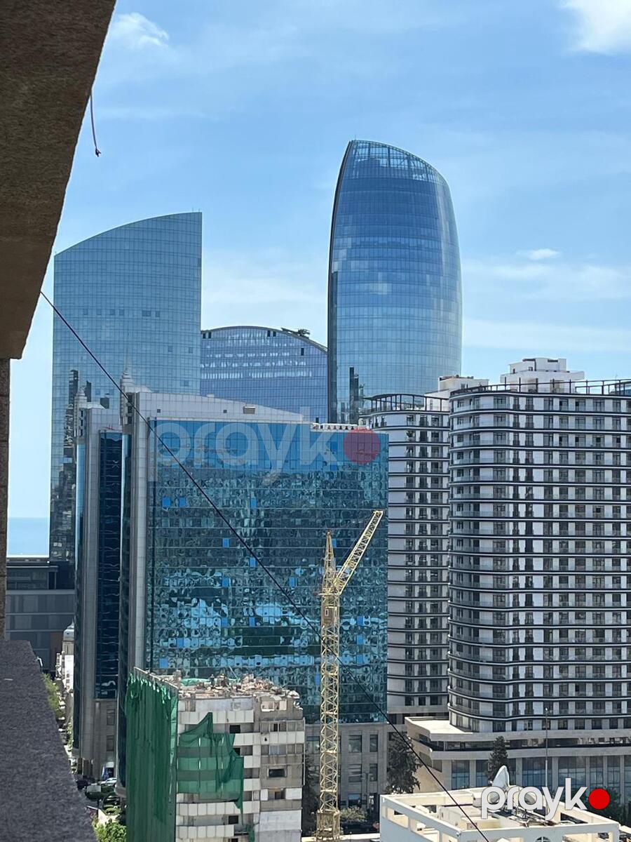 Satılır 4 otaqlı yeni tikili 180 m² — Mənzil, Bakı (3)