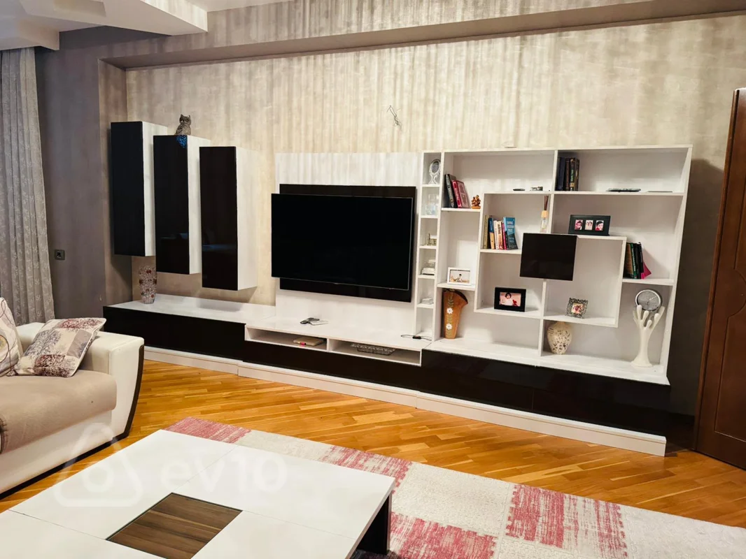 3 otaqlı mənzil, 140 m², Elşən Süleymanov — kirayə — Mənzil, Bakı (2)