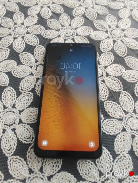 Samsung Galaxy A40, 32 GB, rəng - Qara, İki sim kartlı — Bakı
