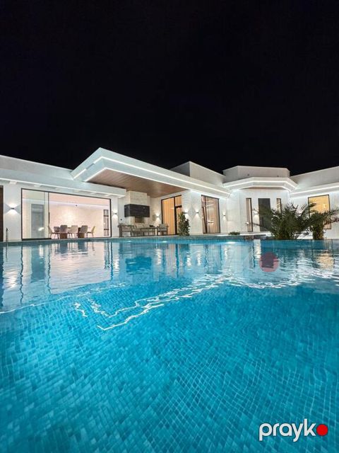 Satılır 5 otaqlı həyət evi/bağ evi 400 m² — Bakı