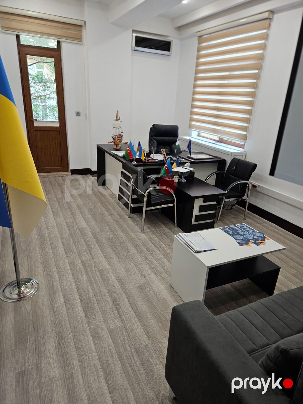 Nizamide Caspian plazanin yaxin yerde Team Plazada 3 Otaqlı 90 — Ofis, Bakı (6)