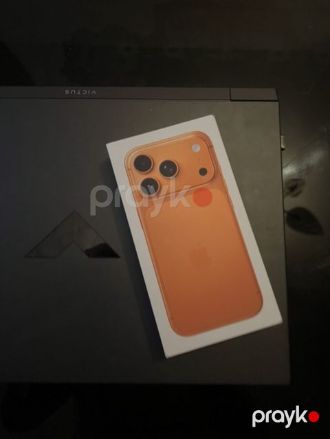 IPhone 17 Pro, 256 GB, Narıncı, Simsiz şarj — Bakı