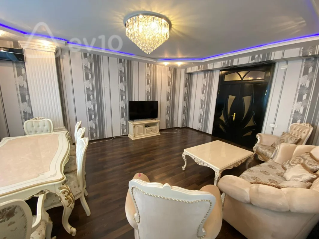 3 otaqlı mənzil, 110 m², Bakı şəhəri, Təbriz küçəsi — kirayə — Mənzil, Bakı (2)
