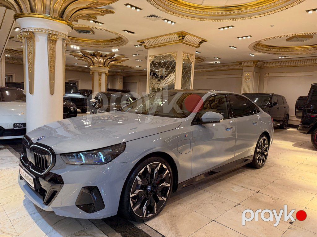 BMW 530e, 2.0 L, 19.4 kWh, 2024 il, 22 000 km — Avtomobillər, Bakı (4)