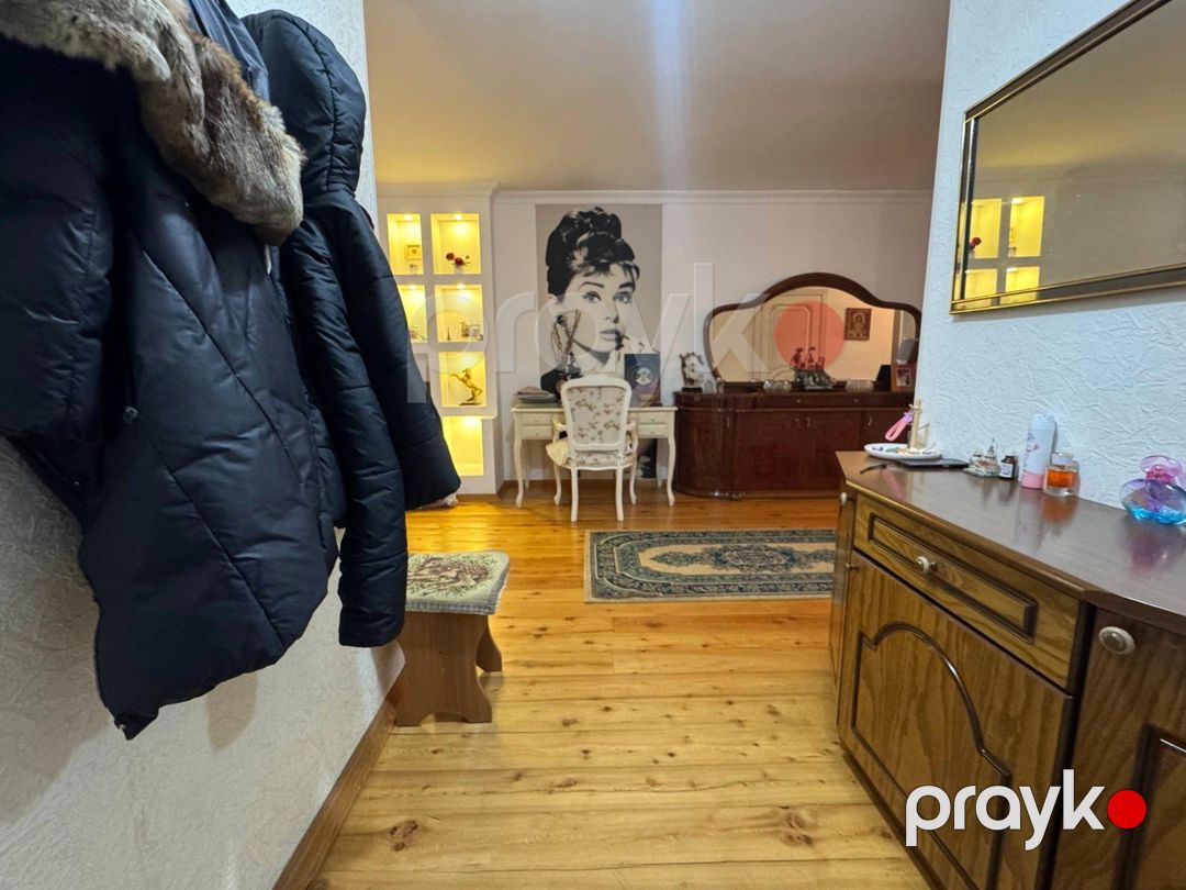 Satılır 3 otaqlı köhnə tikili 115 m² — Mənzil, Bakı (2)
