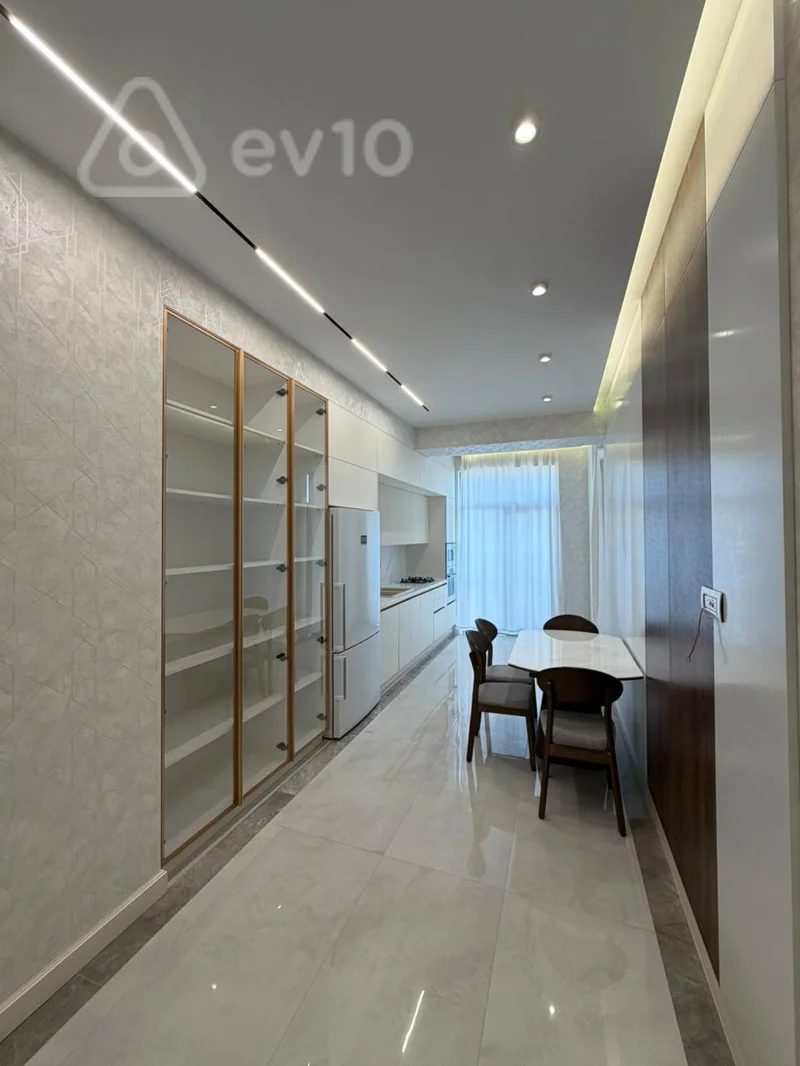 3 otaqlı mənzil, 166 m², Hüseyn Cavid prospekti — kirayə — Mənzil, Bakı (12)