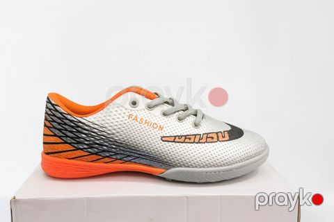 Futbol butsları Fashion, rəngbərəng, rezin/süni dəri, ölçü 38 — Bakı