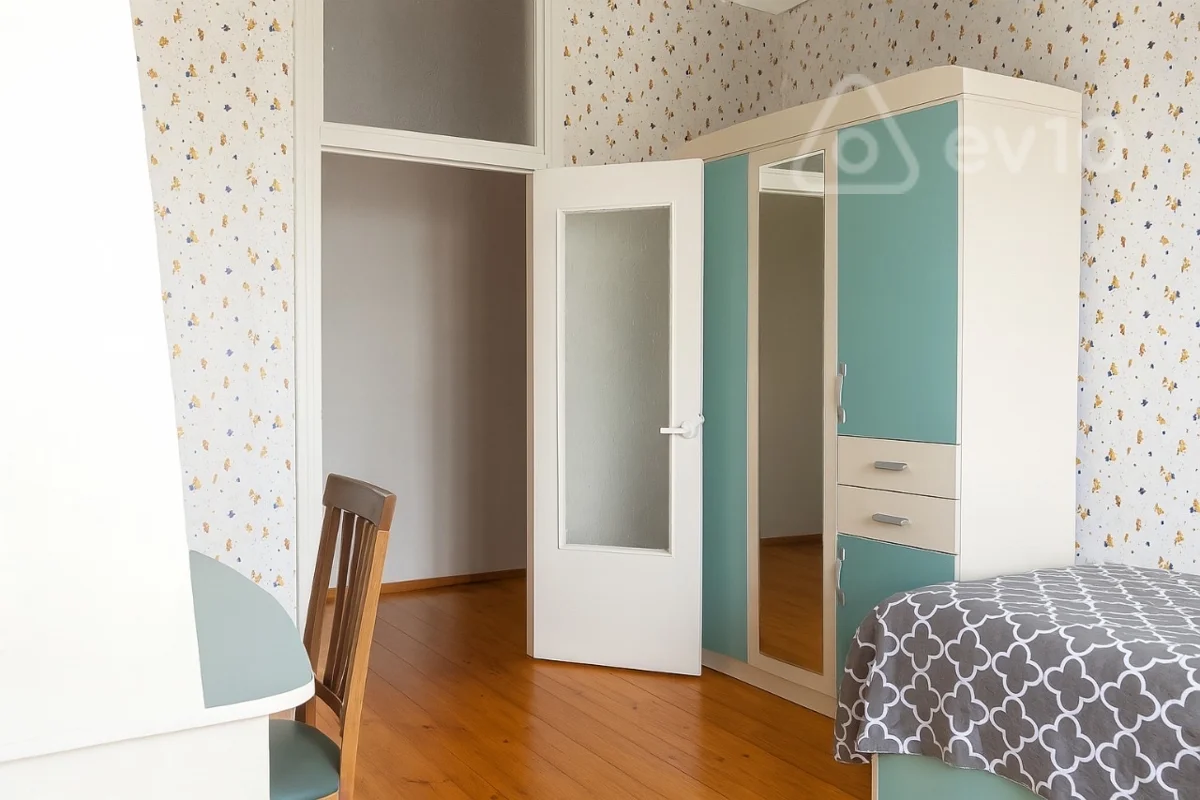 4 otaqlı mənzil, 120 m², Məhəmməd Xiyabani küçəsi — kirayə — Mənzil, Bakı (9)