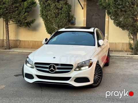 Mercedes C 300, 2.0 L, 2018 il, 63 940 km — Bakı