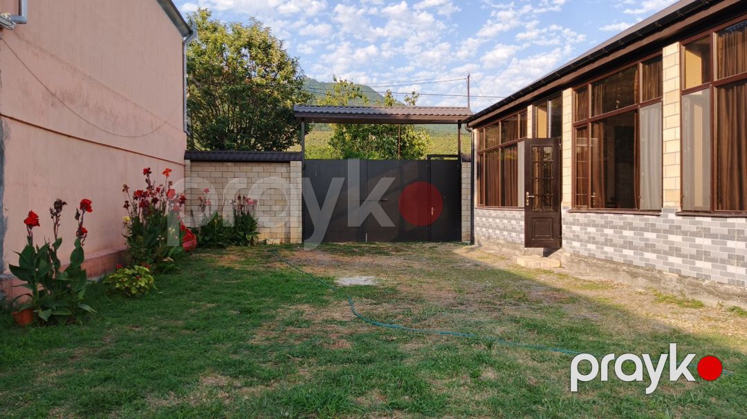 Həyət evi, Balakən r — Ev, villa, Balakən (2)